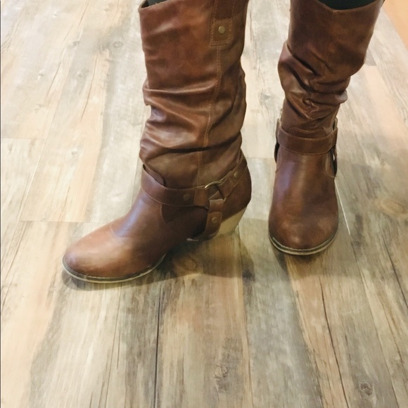 Dress boots - Picture 2 of 4